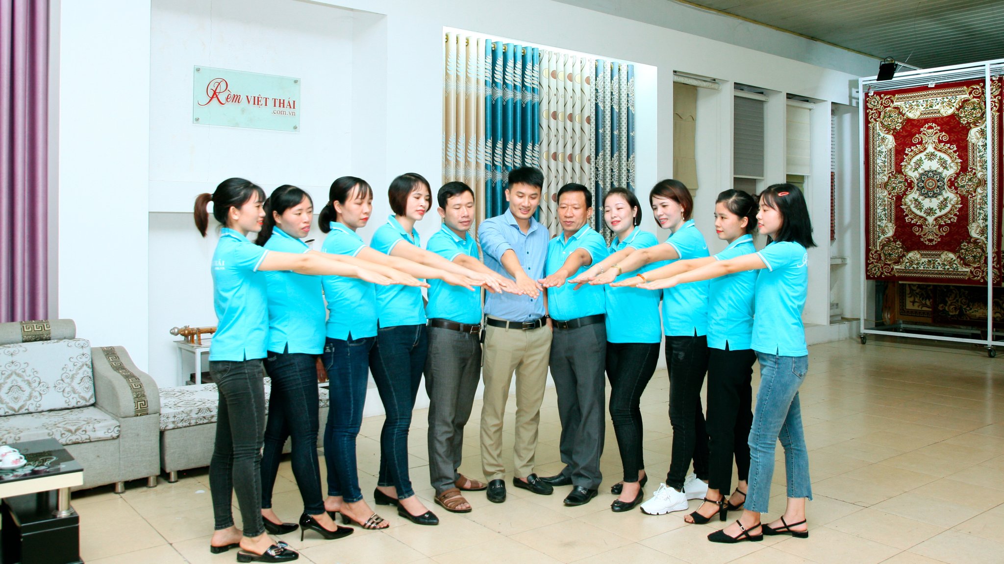 Rèm Việt Thái : Tuyển dụng nhân viên kinh doanh
