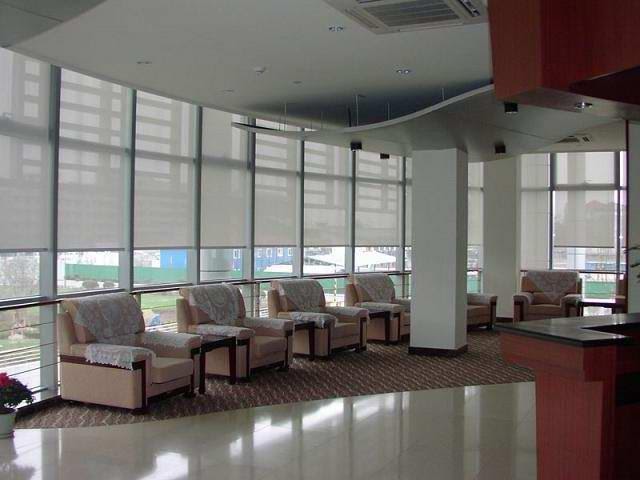Lắp đặt Rèm cuốn văn phòng tại Ninh Bình